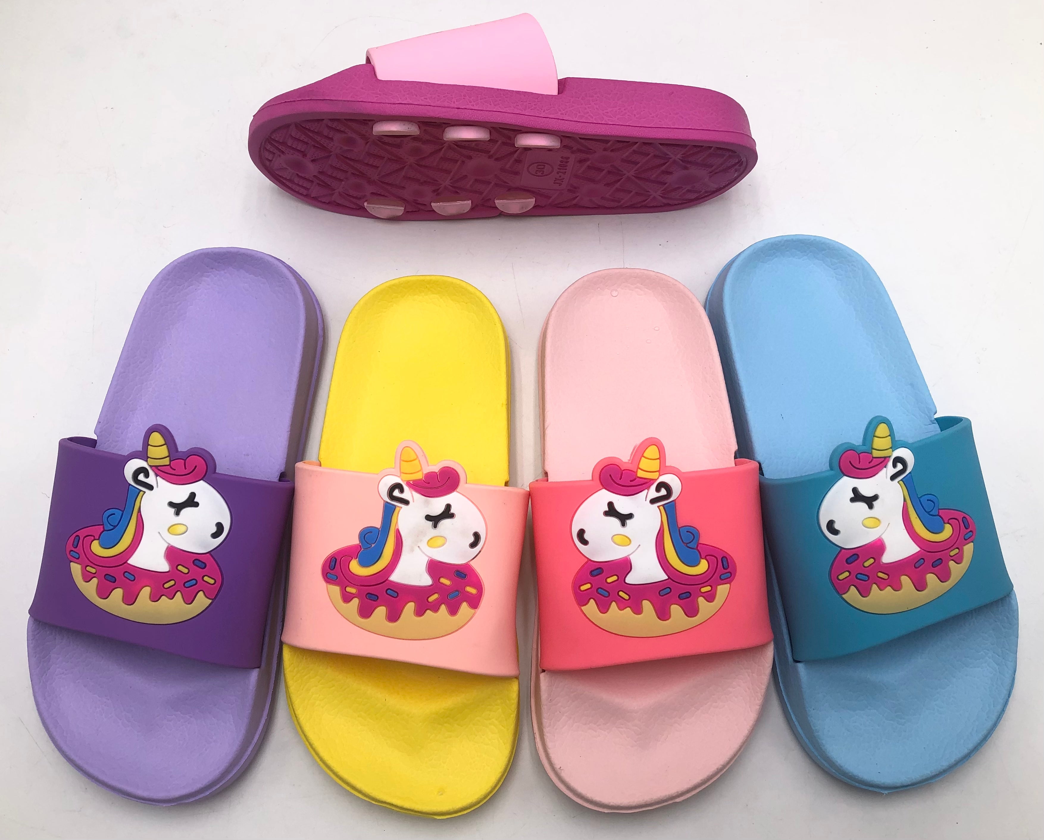 成品拖鞋 finished slippers