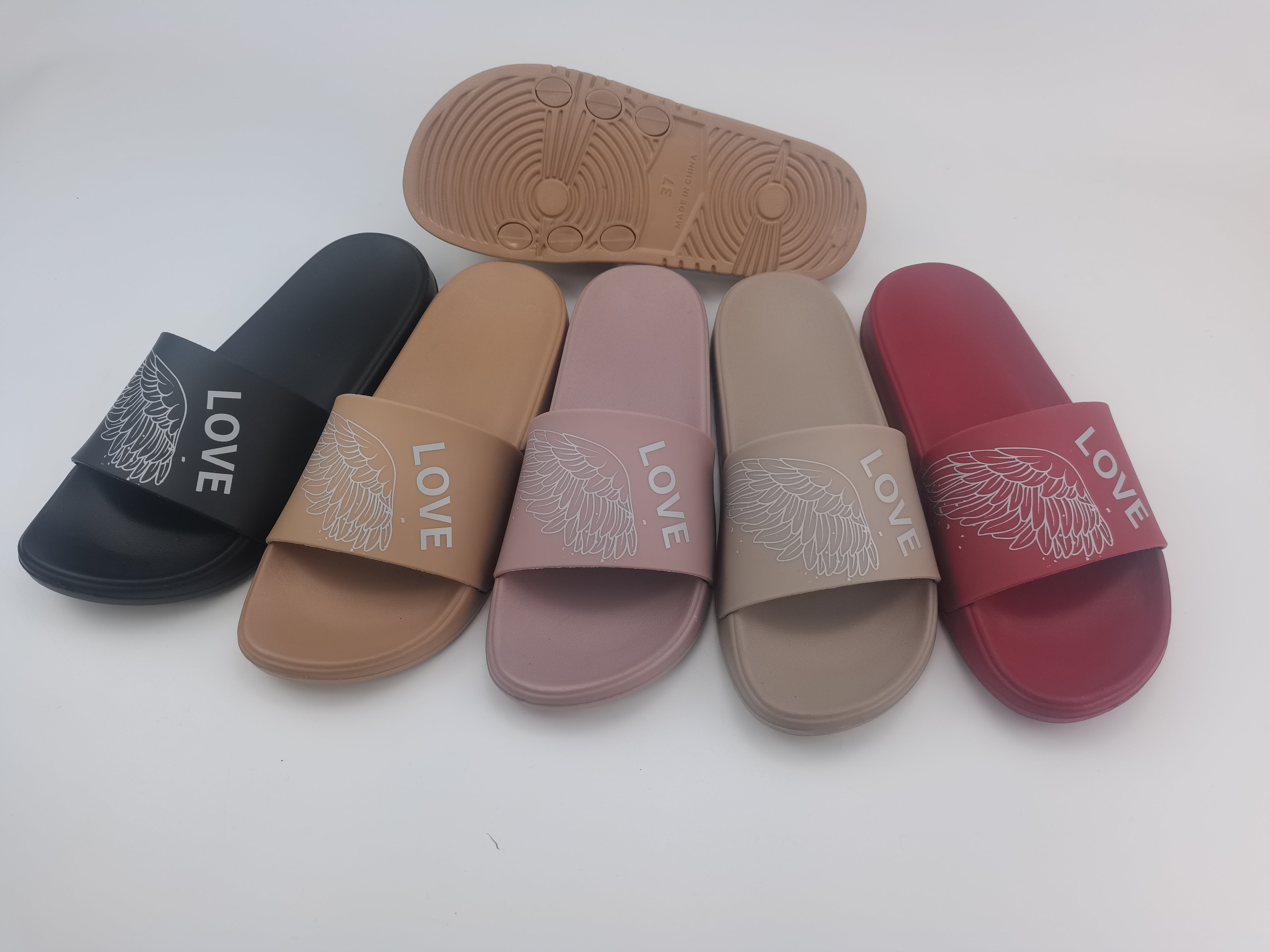 New slippersشبشب جديد