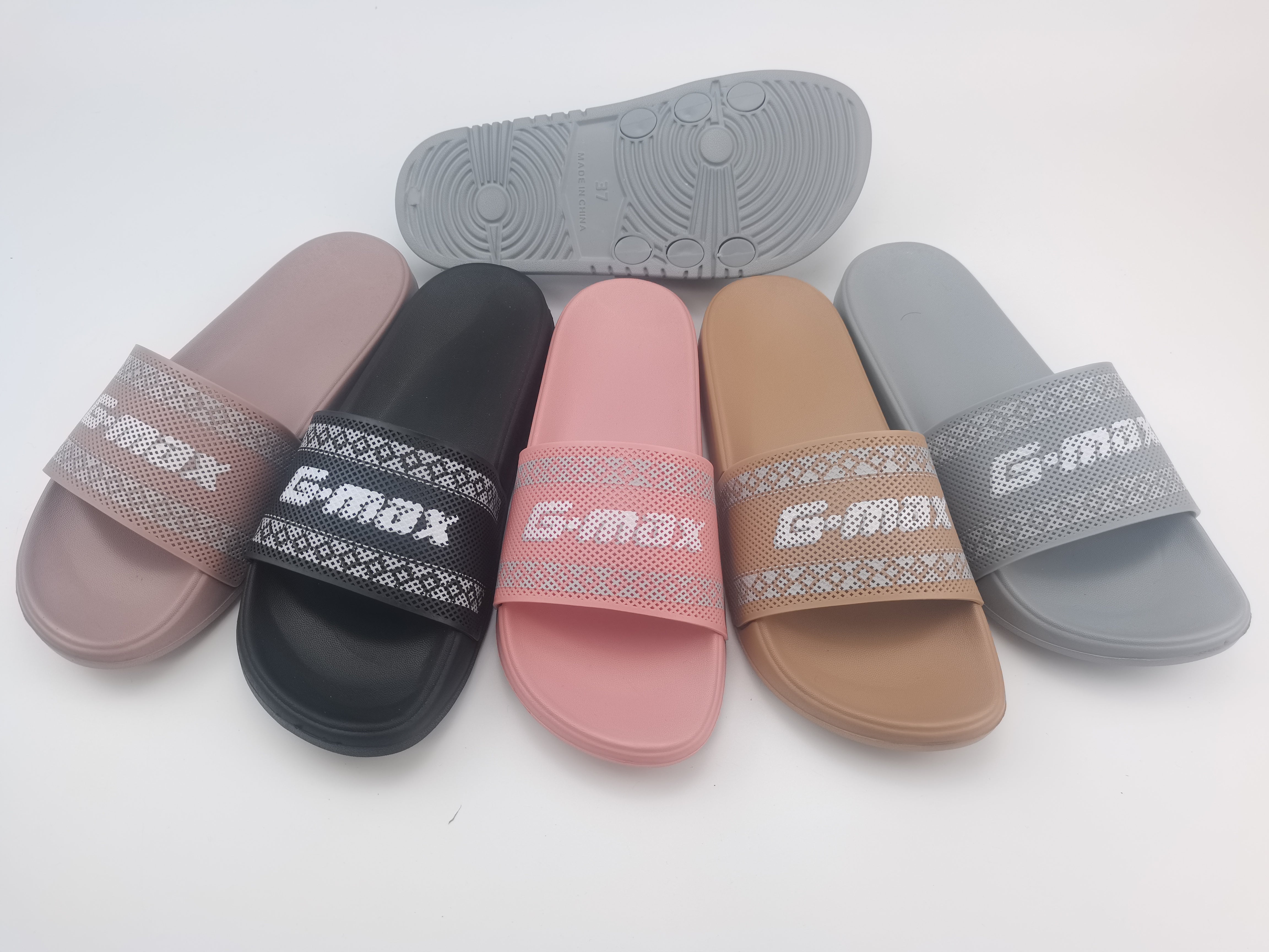 New slippersشبشب جديد