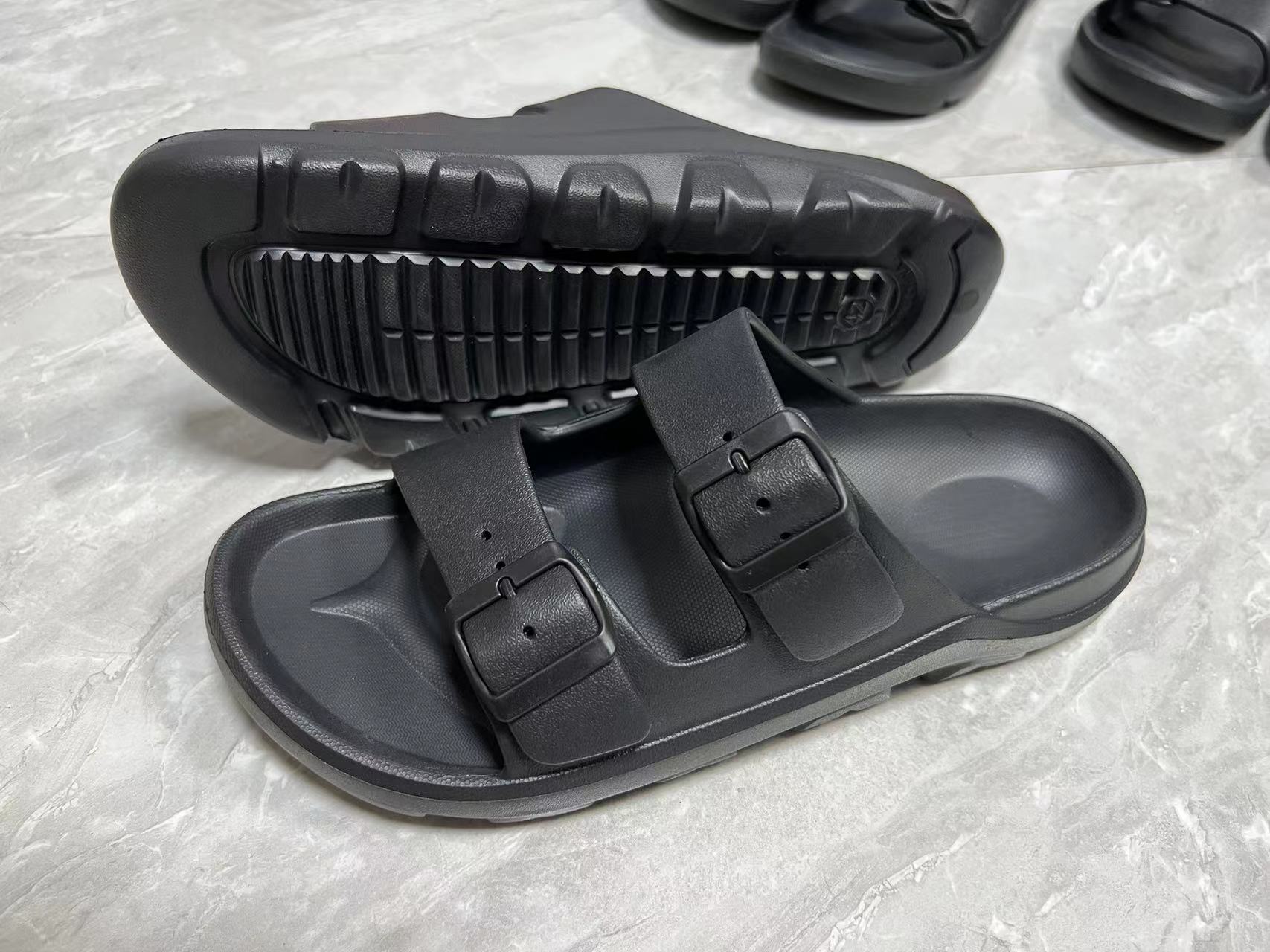 Finished slippers موديلات الحديثة الشبشب من دون الأسعار