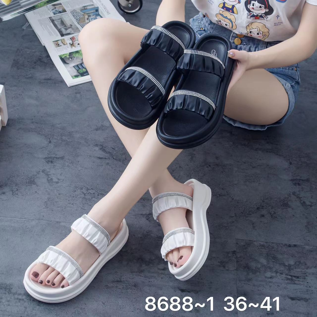 成品拖鞋 finished slippers