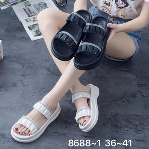 成品拖鞋 finished slippers