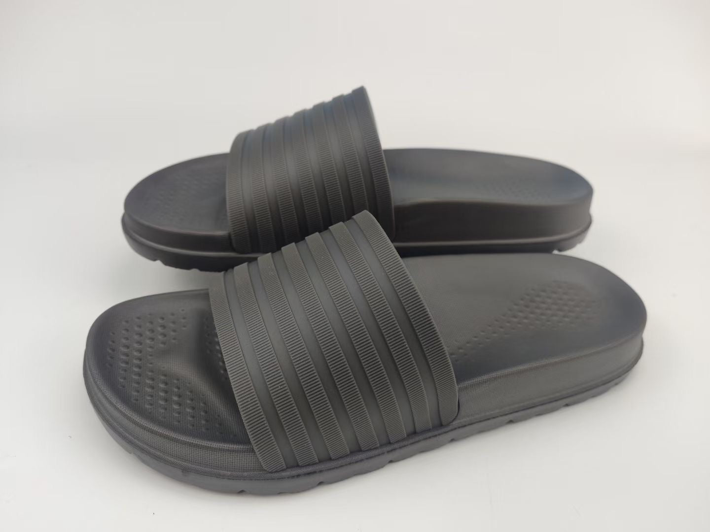 New slippersشبشب جديد