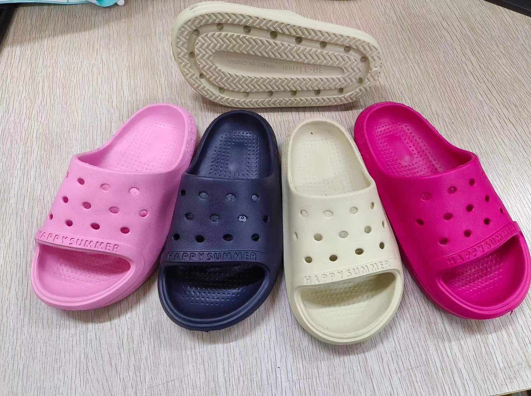 New slippers شبشب جديد