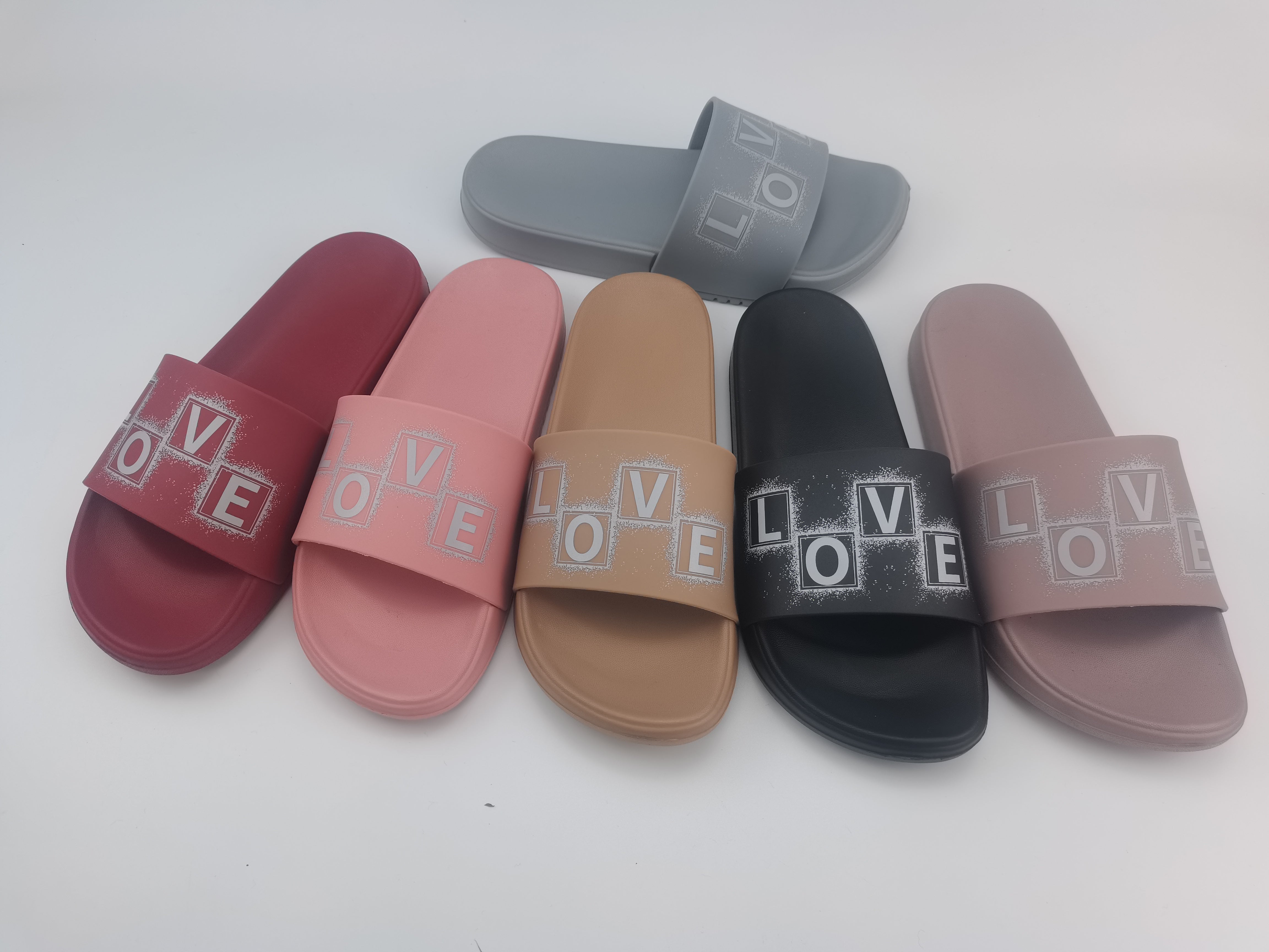 New slippersشبشب جديد