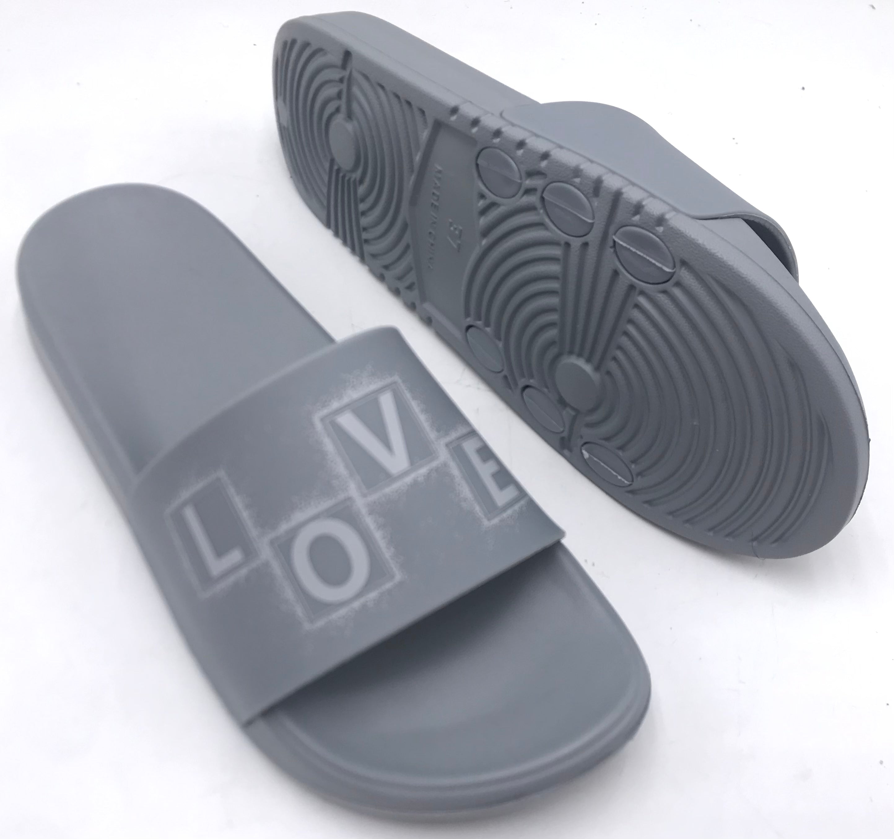 New slippersشبشب جديد