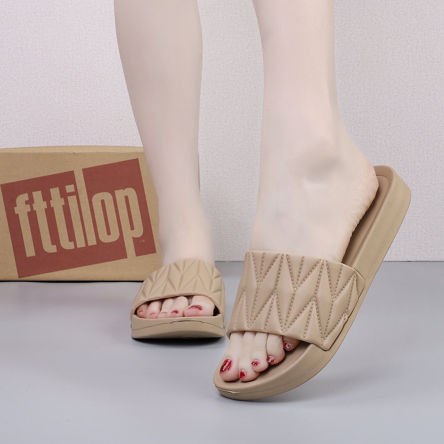 Finished slippers موديلات الحديثة الشبشب من دون الأسعار