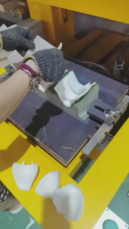 BW-525 full automatic wearable slipper heel forming machine
