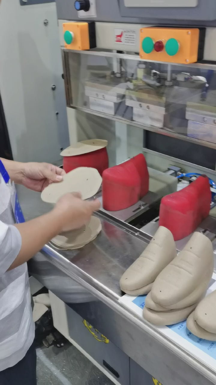 鞋撑机 Shoe filler machine