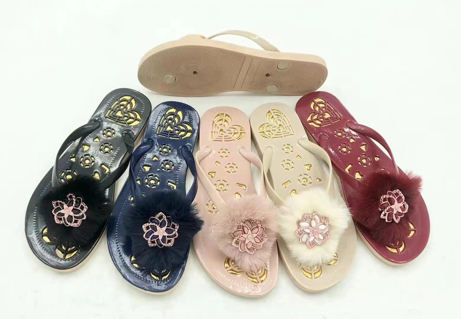 2021/4/9 New slippersموديلات الشحاطات   الجديد على تاريخ