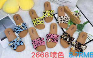 Fashion women's slippers have a price