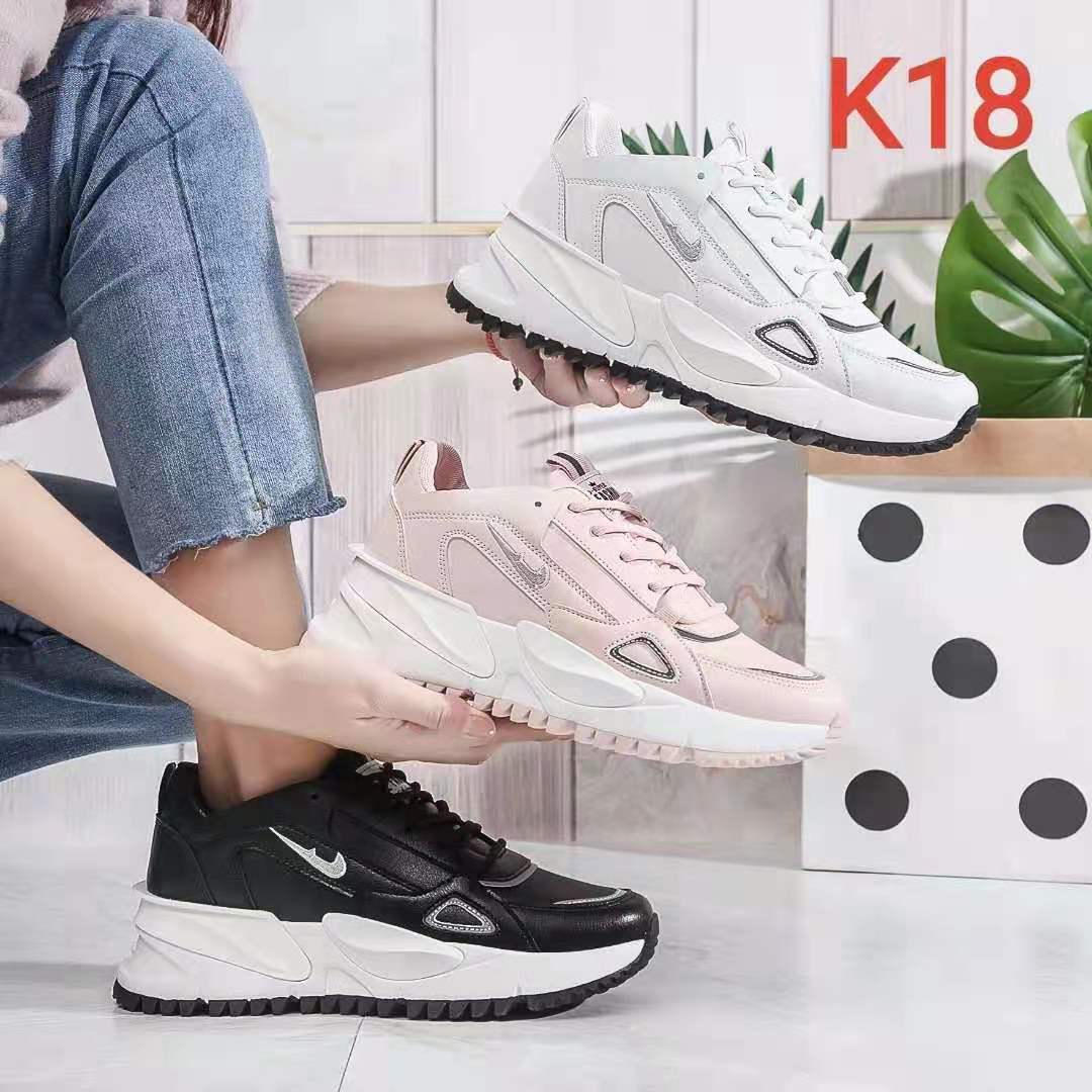 0415-1 أحذية الرياضية