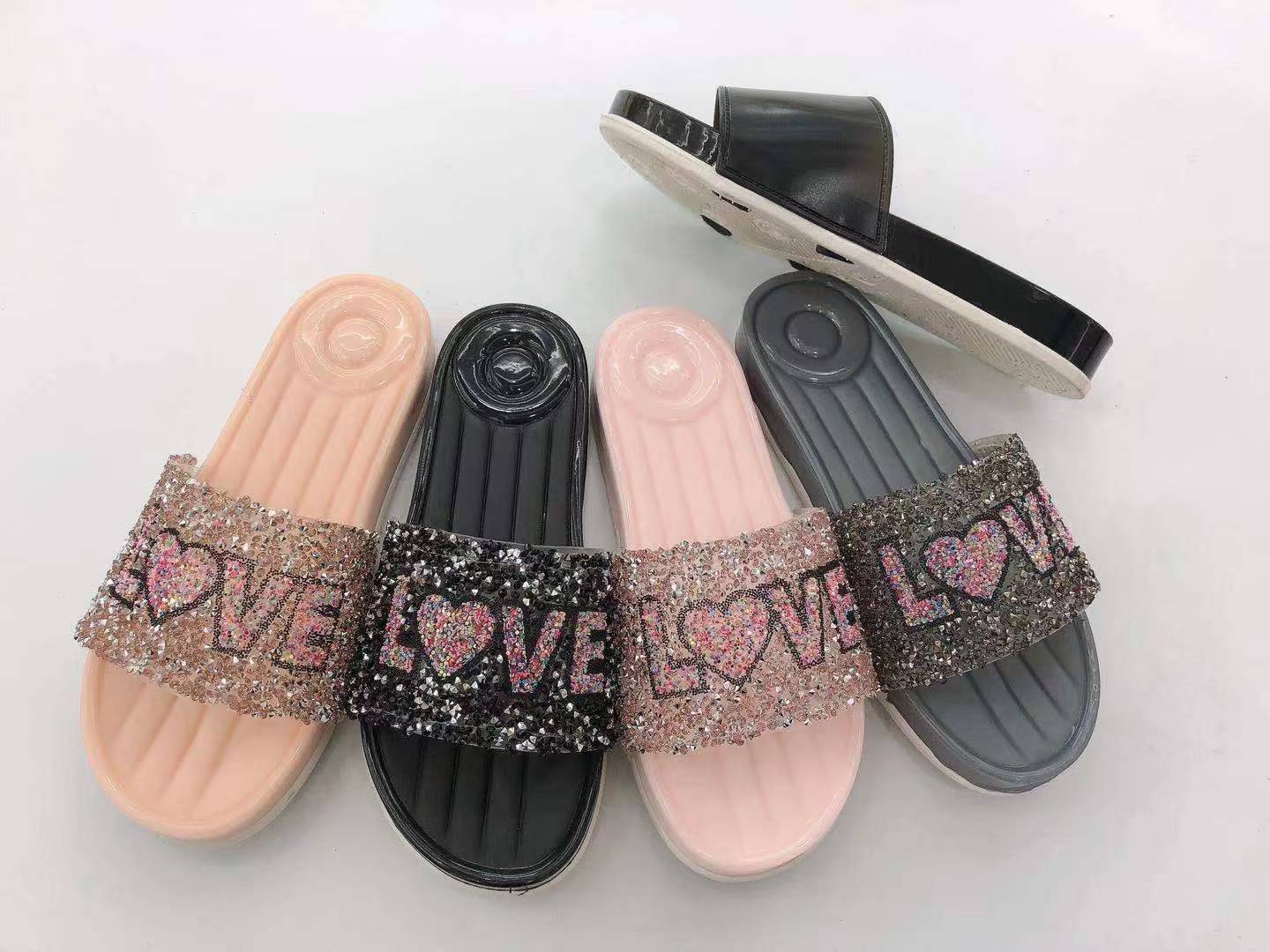 2021/4/11 New slippers  موديلات الشحاطات   الجديد على تاريخ