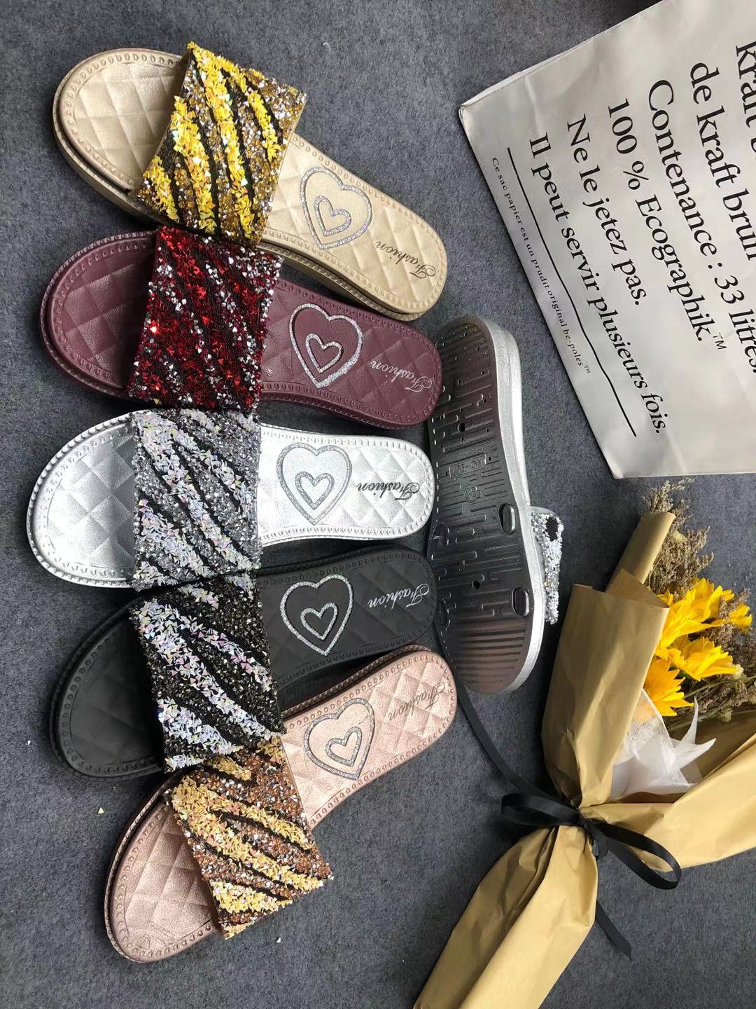 2021/4/7 New slippersموديلات الشحاطات   الجديد على تاريخ