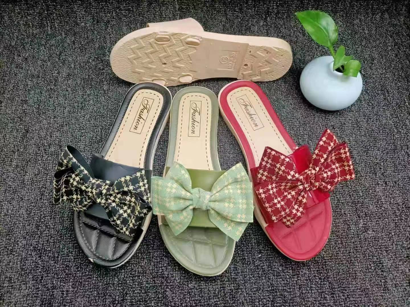 2021/4/8 New slippersموديلات الشحاطات   الجديد على تاريخ