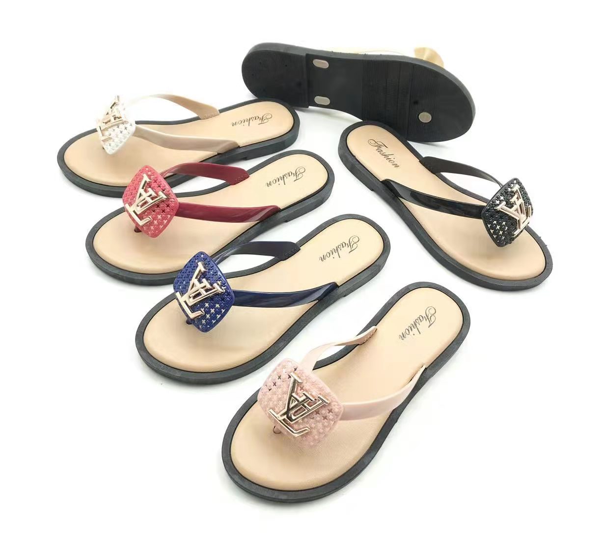 2021/4/18 New slippers  موديلات الشحاطات   الجديد على تاريخ
