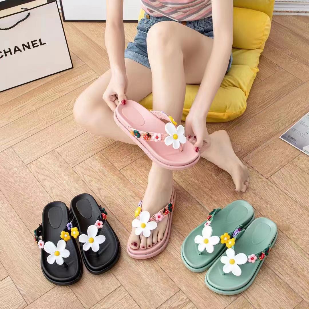 2021/4/8 New slippersموديلات الشحاطات   الجديد على تاريخ