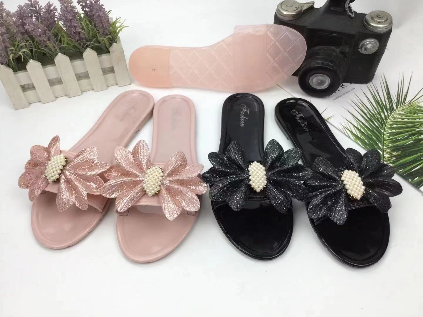 2021/4/5 New slippersموديلات الشحاطات   الجديد على تاريخ