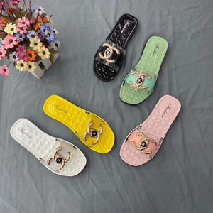 2021/4/5 New slippersموديلات الشحاطات   الجديد على تاريخ