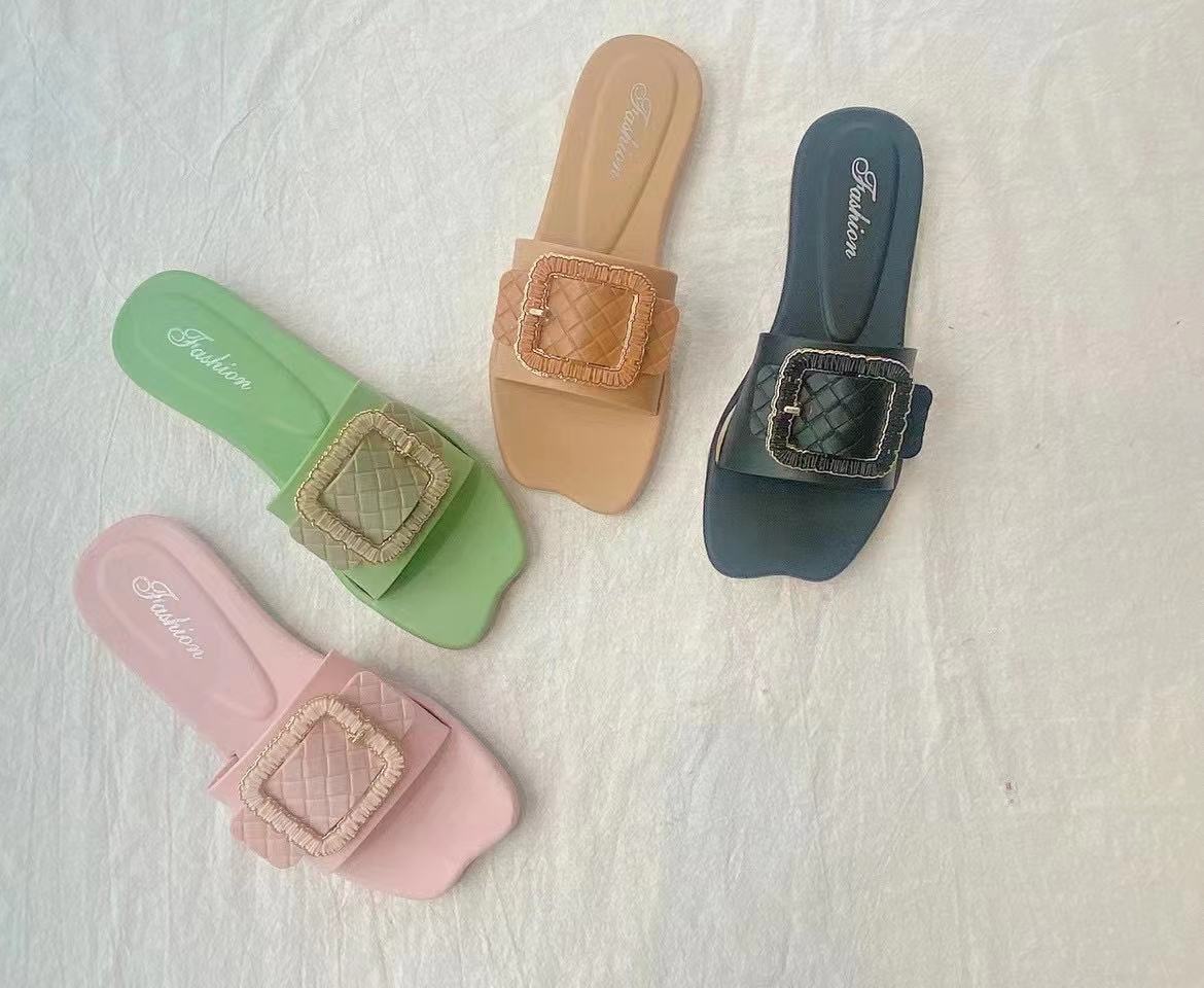 2021/4/5 New slippersموديلات الشحاطات   الجديد على تاريخ