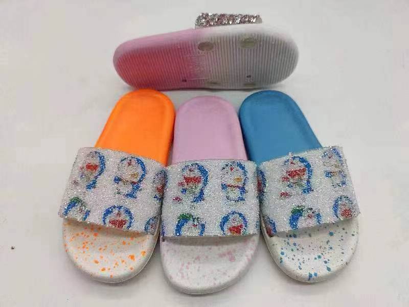 2021/4/5 New slippersموديلات الشحاطات   الجديد على تاريخ