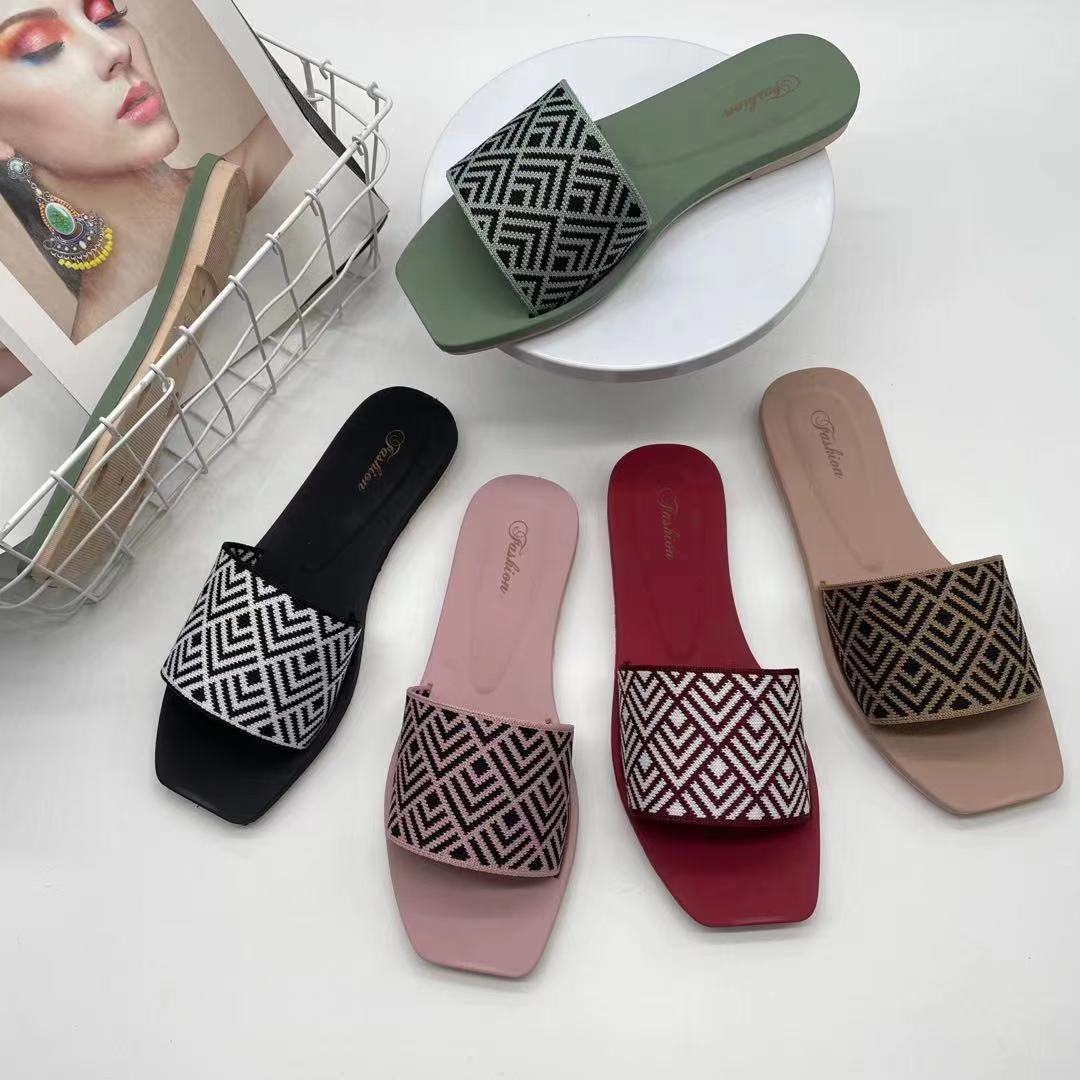 2021/4/8 New slippersموديلات الشحاطات   الجديد على تاريخ