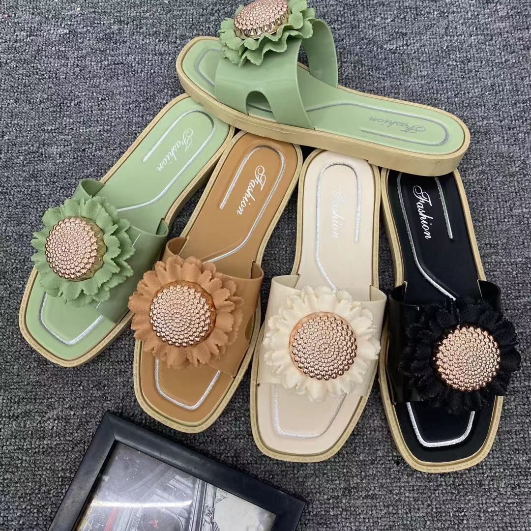 2021/4/18 New slippers  موديلات الشحاطات   الجديد على تاريخ