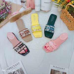 2021/4/27 New slippers  موديلات الشحاطات   الجديد على تاريخ