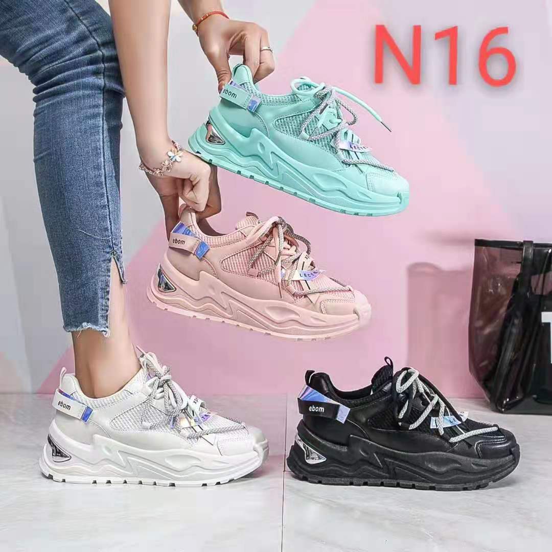 0414-4 أحذية الرياضية