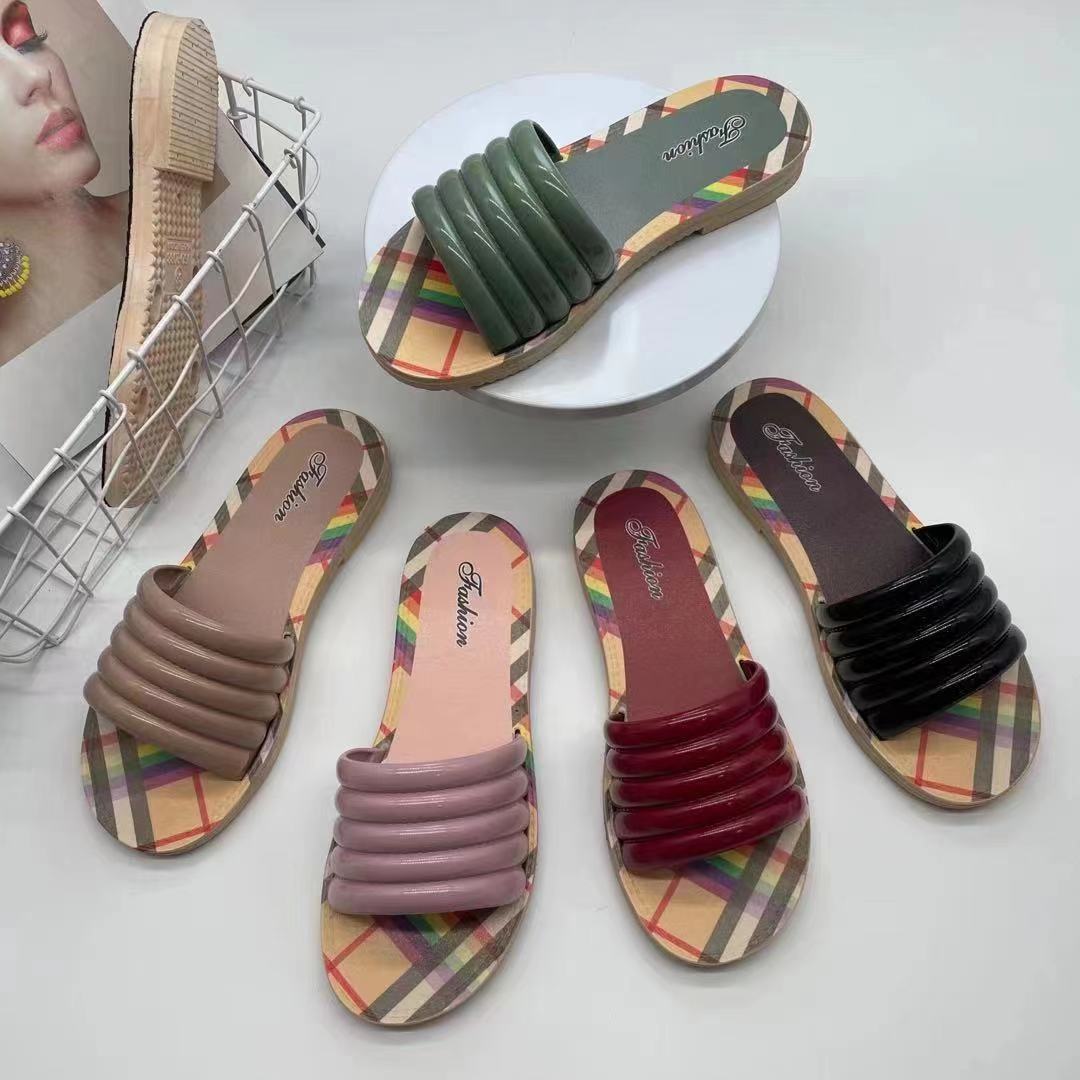 2021/4/8 New slippersموديلات الشحاطات   الجديد على تاريخ