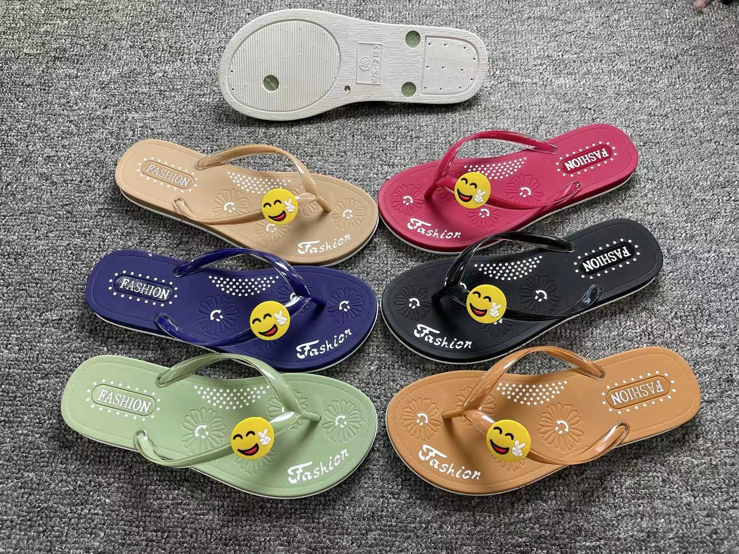 2021/4/14-1 New slippers  موديلات الشحاطات   الجديد على تاريخ
