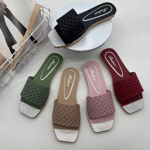 2021/4/13-2 New slippers  موديلات الشحاطات   الجديد على تاريخ