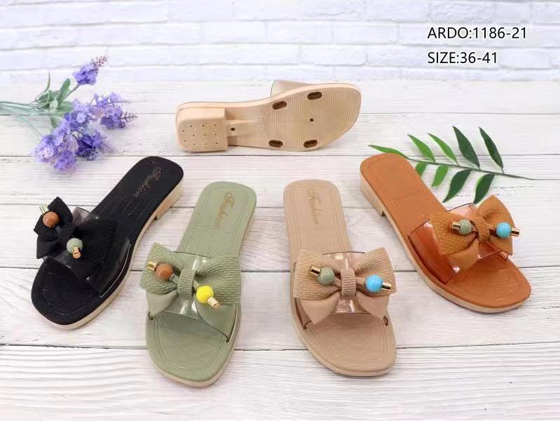 2021/4/15-2 New slippers  موديلات الشحاطات   الجديد على تاريخ
