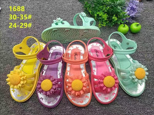 2021/4/26-1 (أحذية الأطفال ) New slippers  موديلات الشحاطات   الجديد على تاريخ
