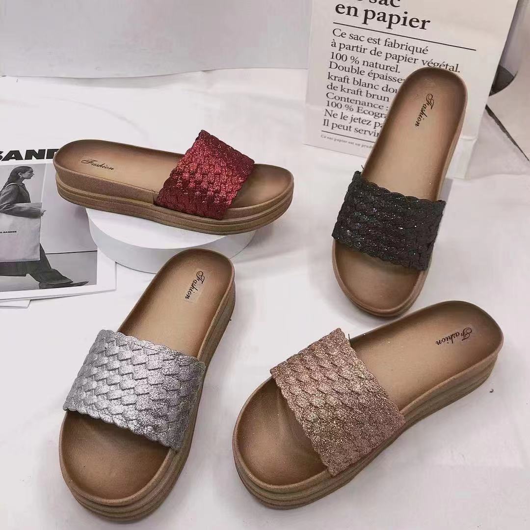 2021/4/14-2 New slippers  موديلات الشحاطات   الجديد على تاريخ