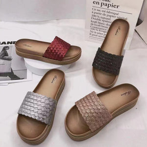 2021/4/14-2 New slippers  موديلات الشحاطات   الجديد على تاريخ