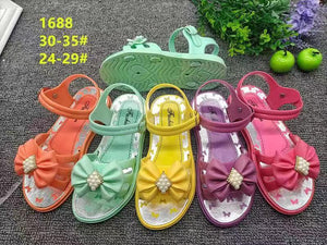 2021/4/26-1 (أحذية الأطفال ) New slippers  موديلات الشحاطات   الجديد على تاريخ