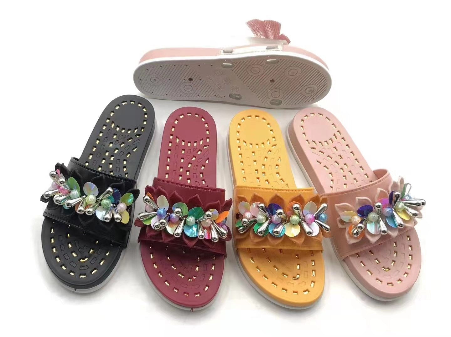 2021/4/19 New slippers  موديلات الشحاطات   الجديد على تاريخ