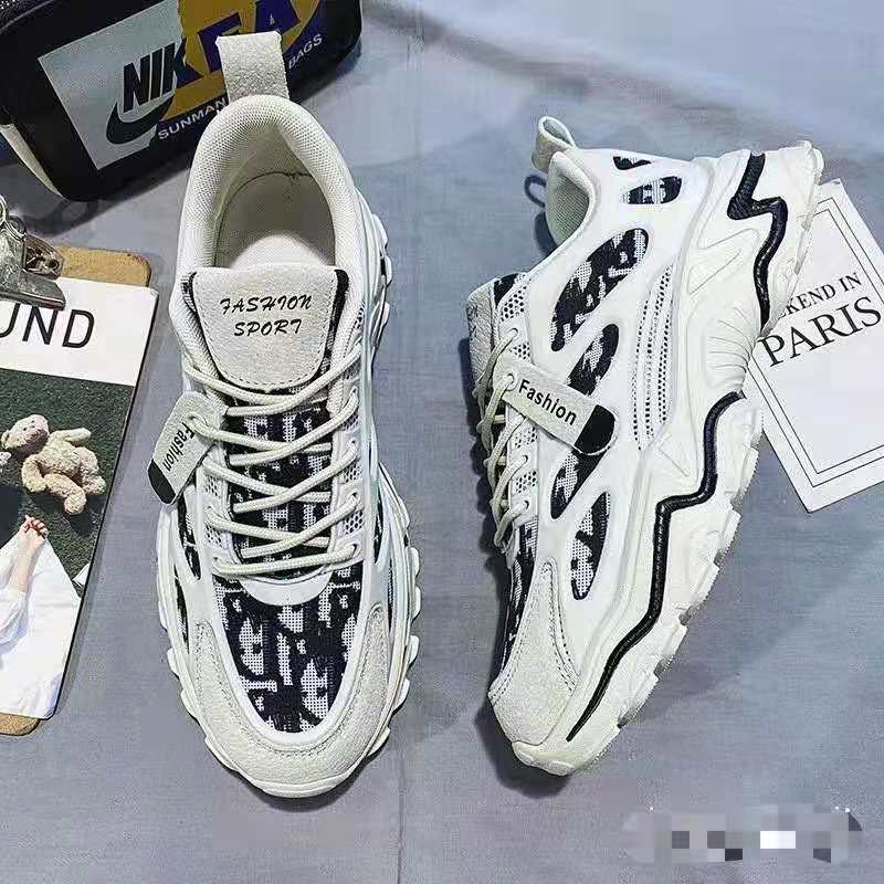 0429-1  أحذية الرياضية  STOCK(39-44)