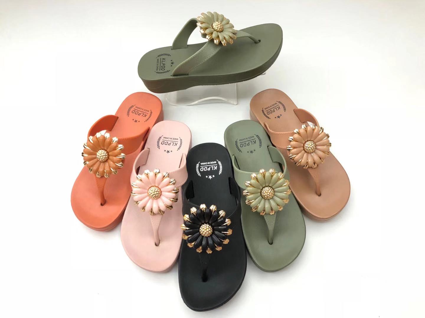 2021/5/17  New slippers  موديلات الشحاطات   الجديد على تاريخ