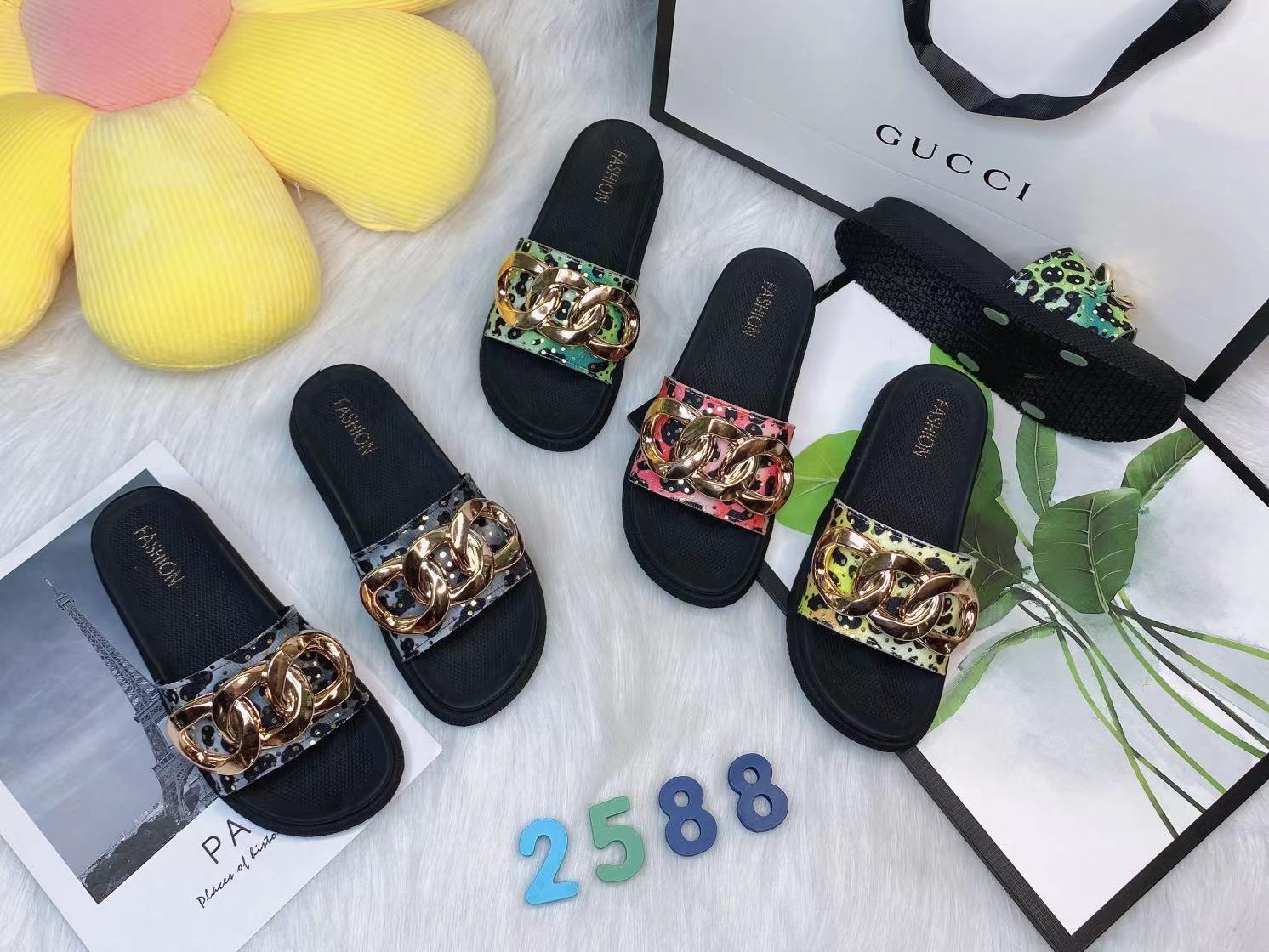 2021/4/26-1 New slippers  موديلات الشحاطات   الجديد على تاريخ
