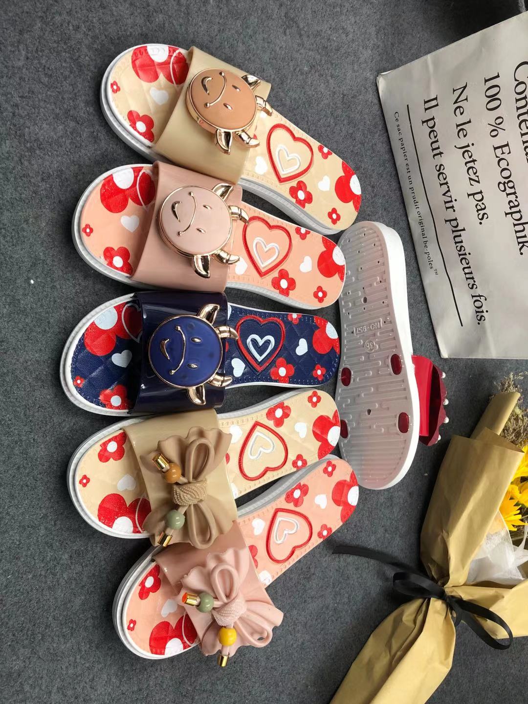 2021/4/7 New slippersموديلات الشحاطات   الجديد على تاريخ